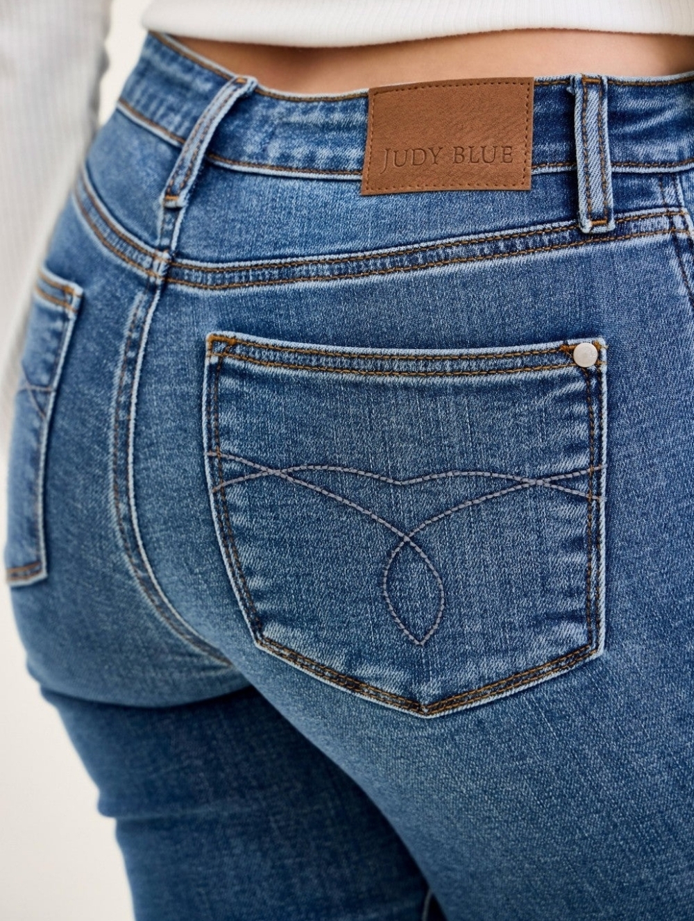 Judy Blue Mid-Rise Stretchy Slim Capri Length Pants Skinny Fit Blue Denim Jeans - Picture 7 of 11